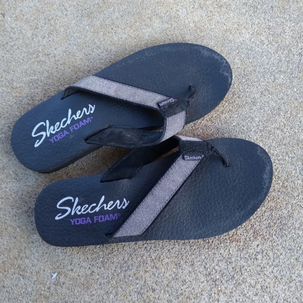 Sketches Sliver Flip Flops